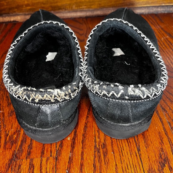UGG Tasman Suede Slippers Black Embroidered Braid Mens 9 Good Used Condition - Picture 8 of 10